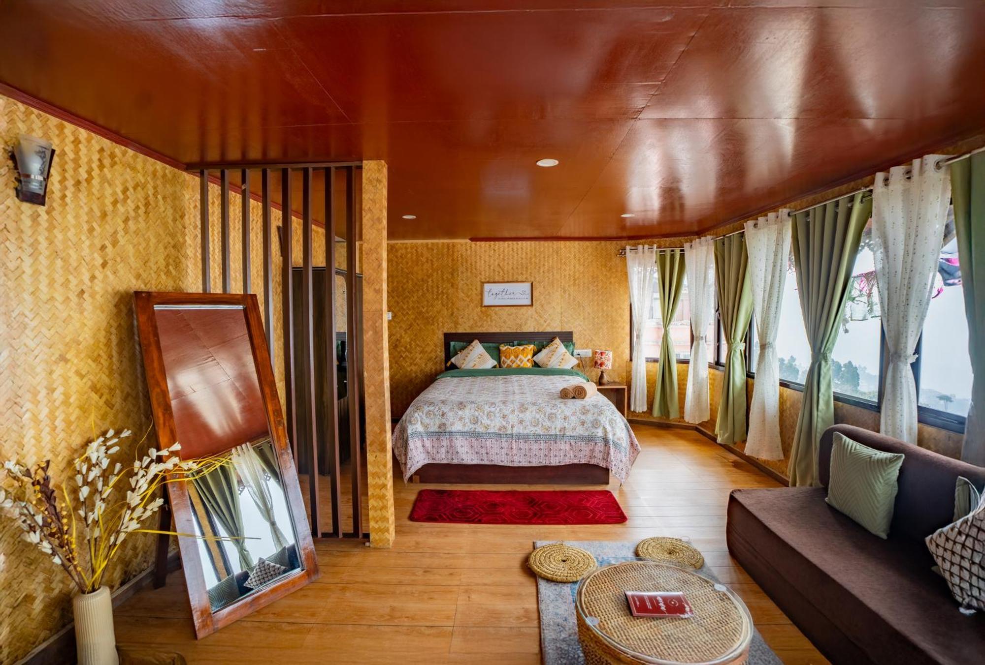 Monratino Himadrie -2 Mins Walk From Mall Road - All Rooms Have Kanchenjunga Mountain View Darjeeling  Ngoại thất bức ảnh