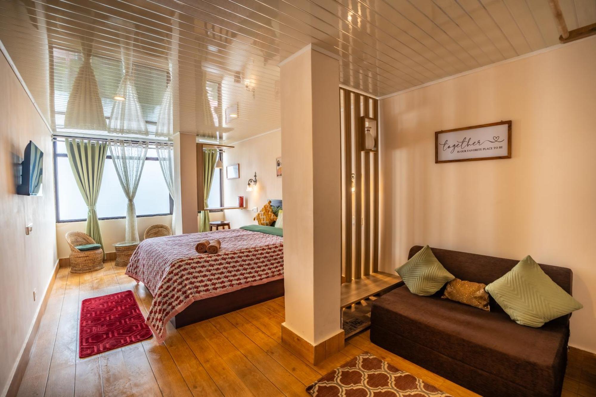 Monratino Himadrie -2 Mins Walk From Mall Road - All Rooms Have Kanchenjunga Mountain View Darjeeling  Ngoại thất bức ảnh