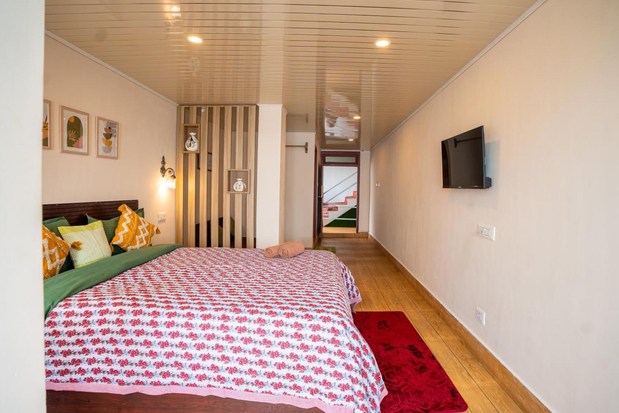 Monratino Himadrie -2 Mins Walk From Mall Road - All Rooms Have Kanchenjunga Mountain View Darjeeling  Ngoại thất bức ảnh