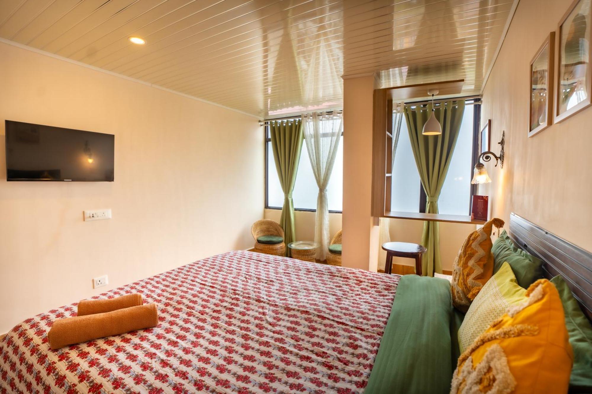 Monratino Himadrie -2 Mins Walk From Mall Road - All Rooms Have Kanchenjunga Mountain View Darjeeling  Ngoại thất bức ảnh