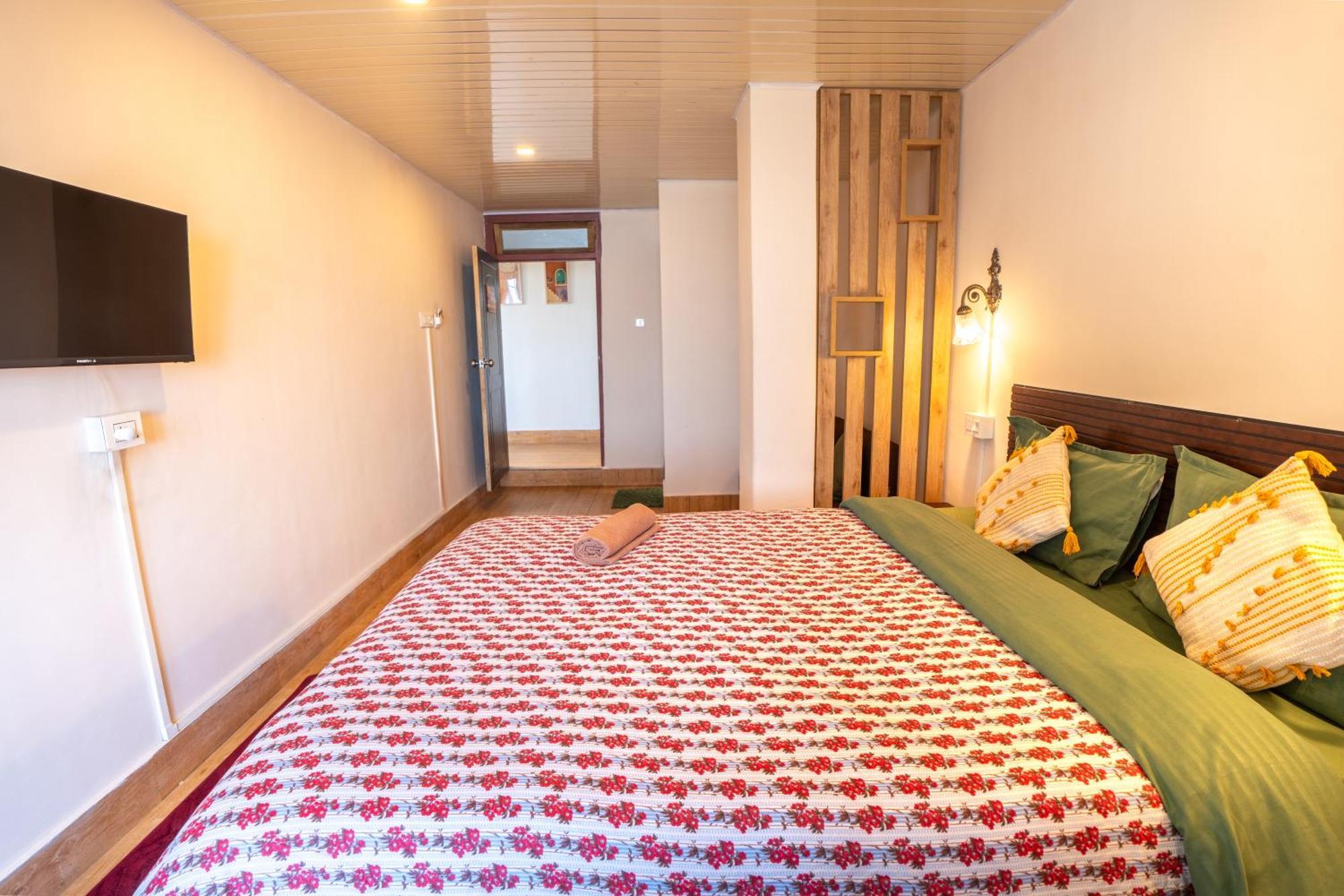 Monratino Himadrie -2 Mins Walk From Mall Road - All Rooms Have Kanchenjunga Mountain View Darjeeling  Ngoại thất bức ảnh